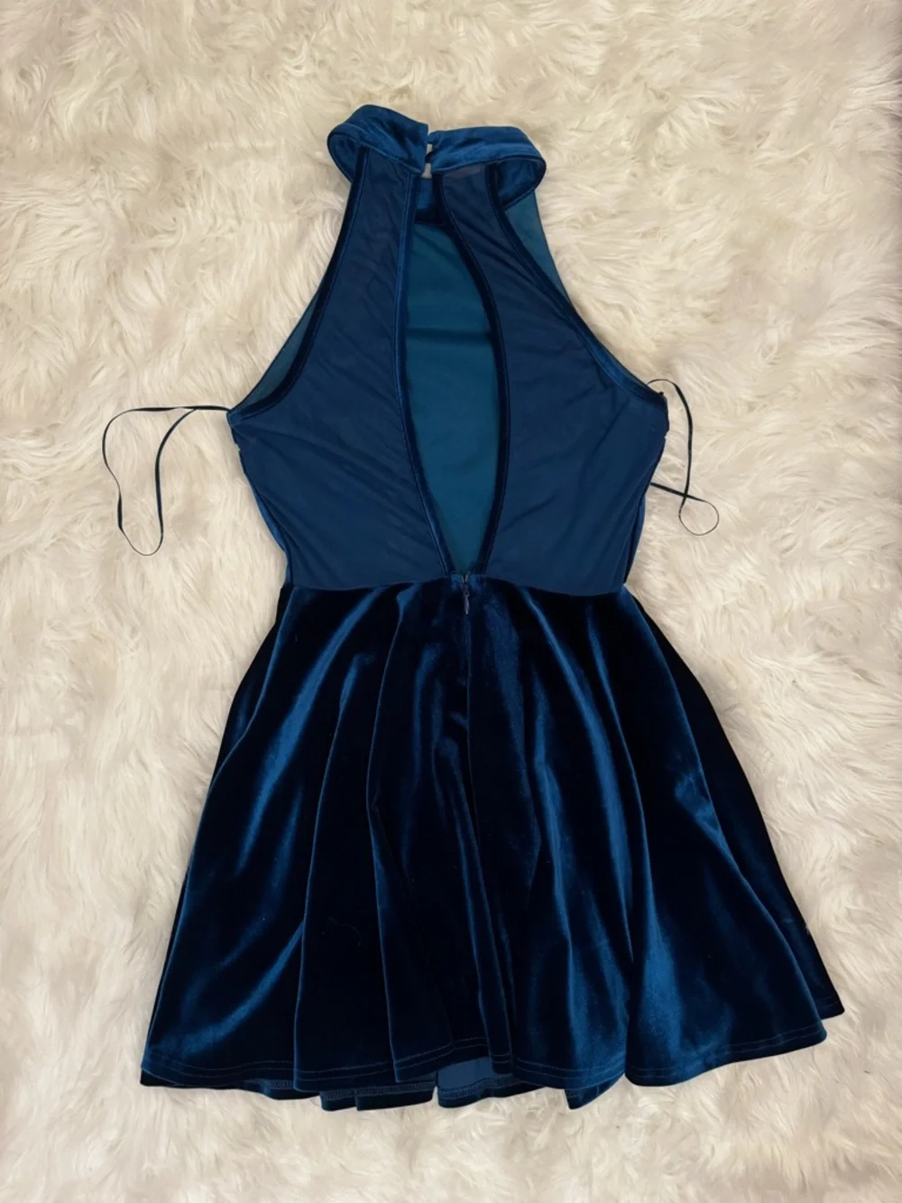 Silence + Noise Teal Velvet Halter Skater Dress XS Open Back - Picture 9 of 12
